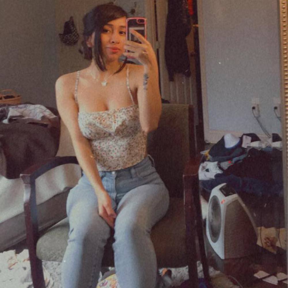 Meet your Posher, Tania